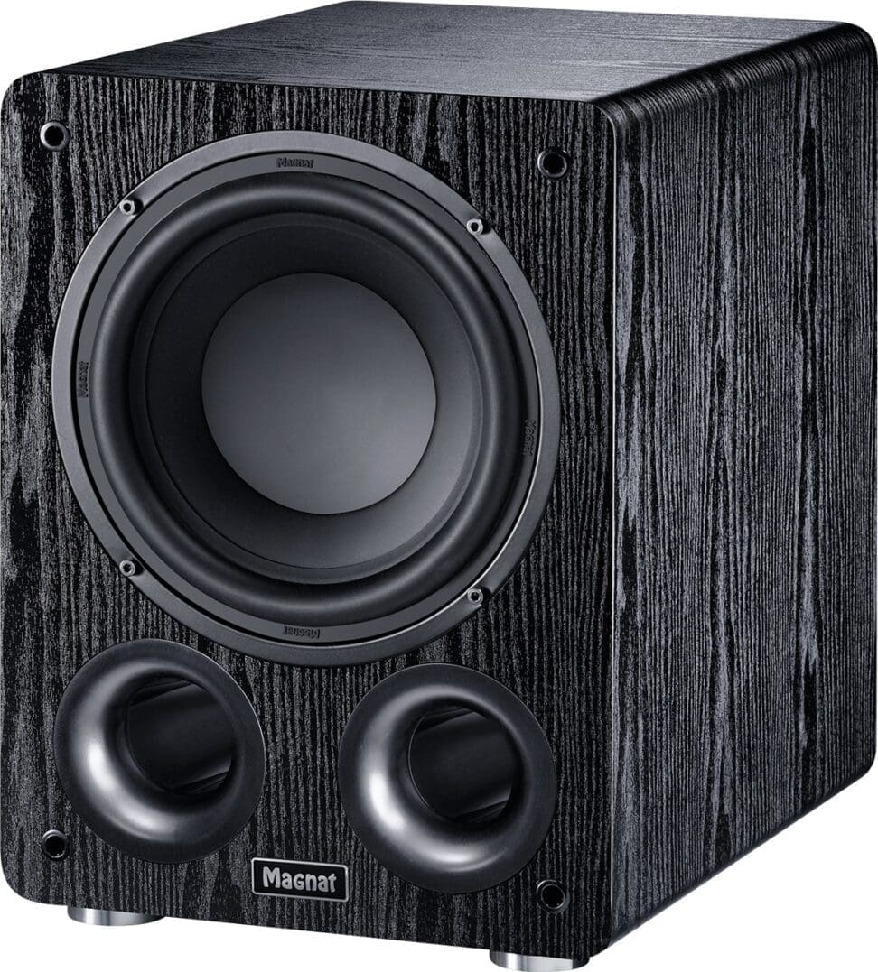 Сабвуфер активный Magnat Alpha RS 8 Black