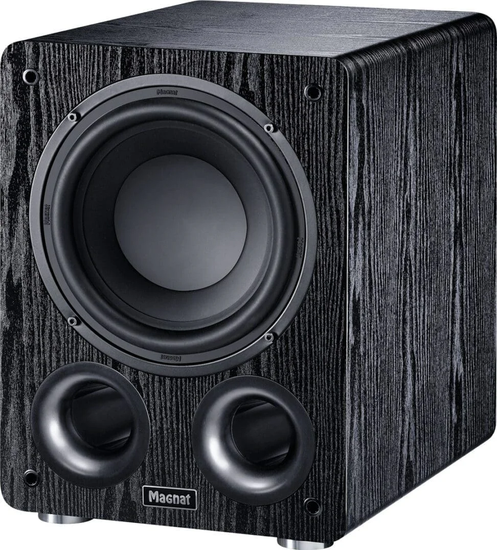 Сабвуфер активный Magnat Alpha RS 8 Black