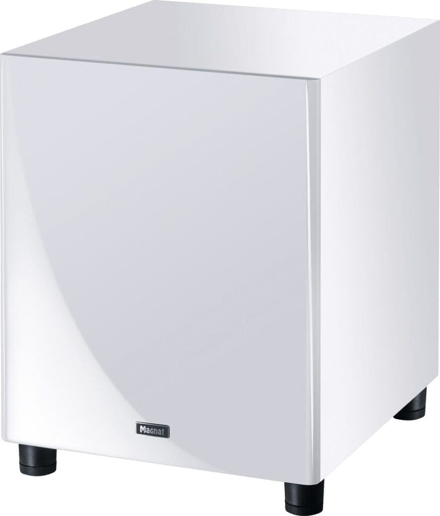 Сабвуфер активный Magnat Signature SUB 730A Piano White