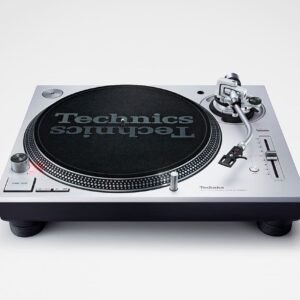 Виниловый проигрыватель Technics SL-1200 MK7