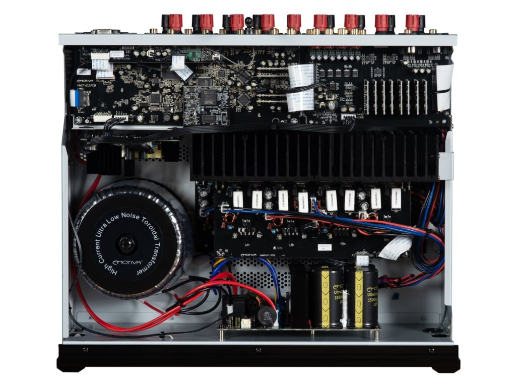 AV-ресивер Emotiva MR-1L