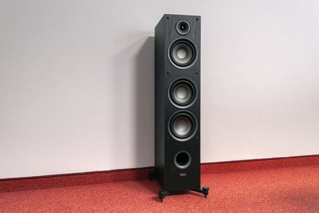 TAGA Harmony TAV-607F Black