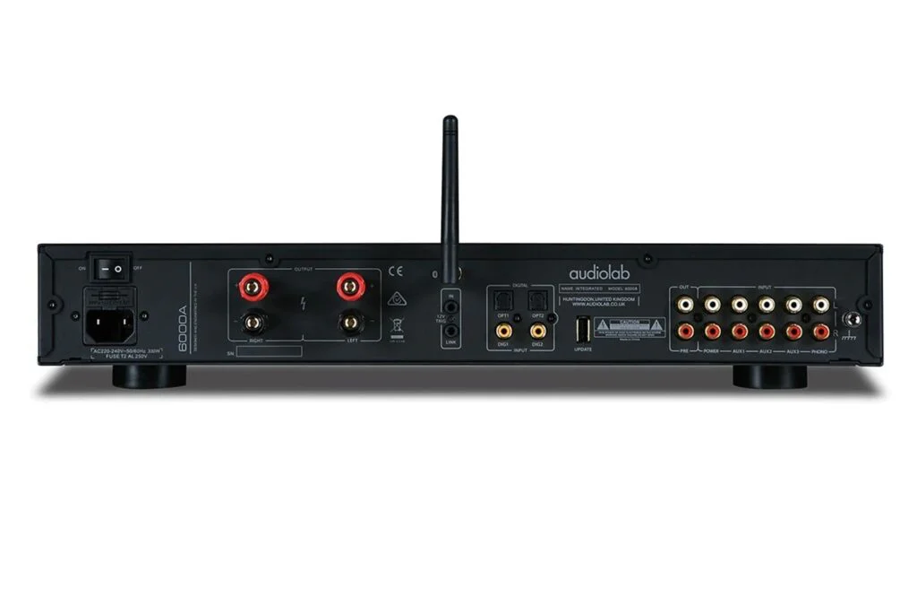Интегральный усилитель Audiolab 6000A silver