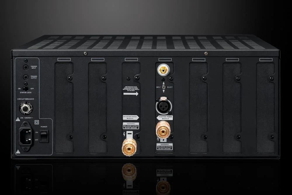 Усилитель мощности Emotiva XPA-DR1