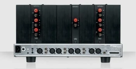 Усилитель мощности McIntosh MC207