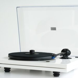 Виниловый проигрыватель Music Hall MMF-5.3wh