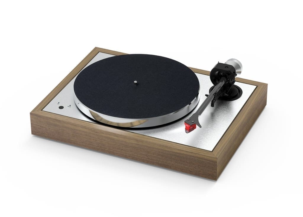 Виниловый проигрыватель Pro-Ject The Classic Evo Walnut (Ortofon Quintet Red)
