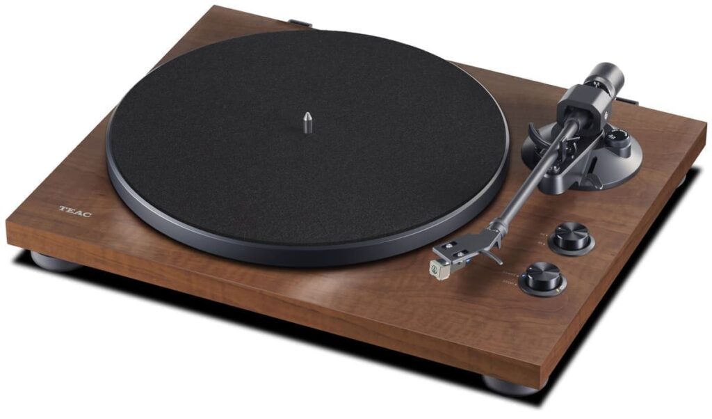 Проигрыватель винила  TEAC TN-280BT-A3, Walnut