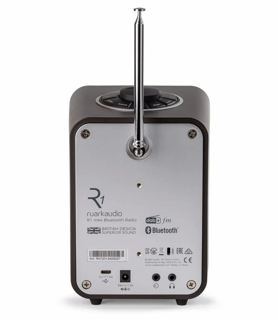 Радиоприемник Ruark Audio R1 Mk4 Deluxe Bluetooth Radio Light Cream